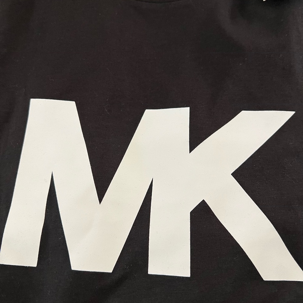 ****SOLD****Michael Kors black short sleeve MK t-shirt size 2X - Picture 2 of 6